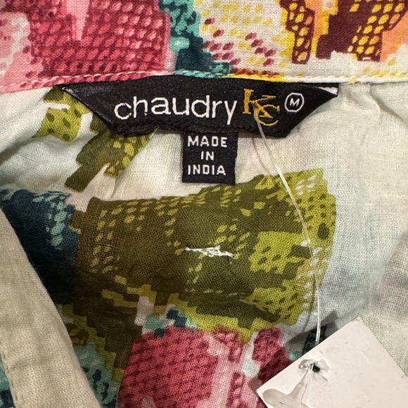 Chaudry Floral Women's Blouse with Scarf Accent - Picture 14 of 16